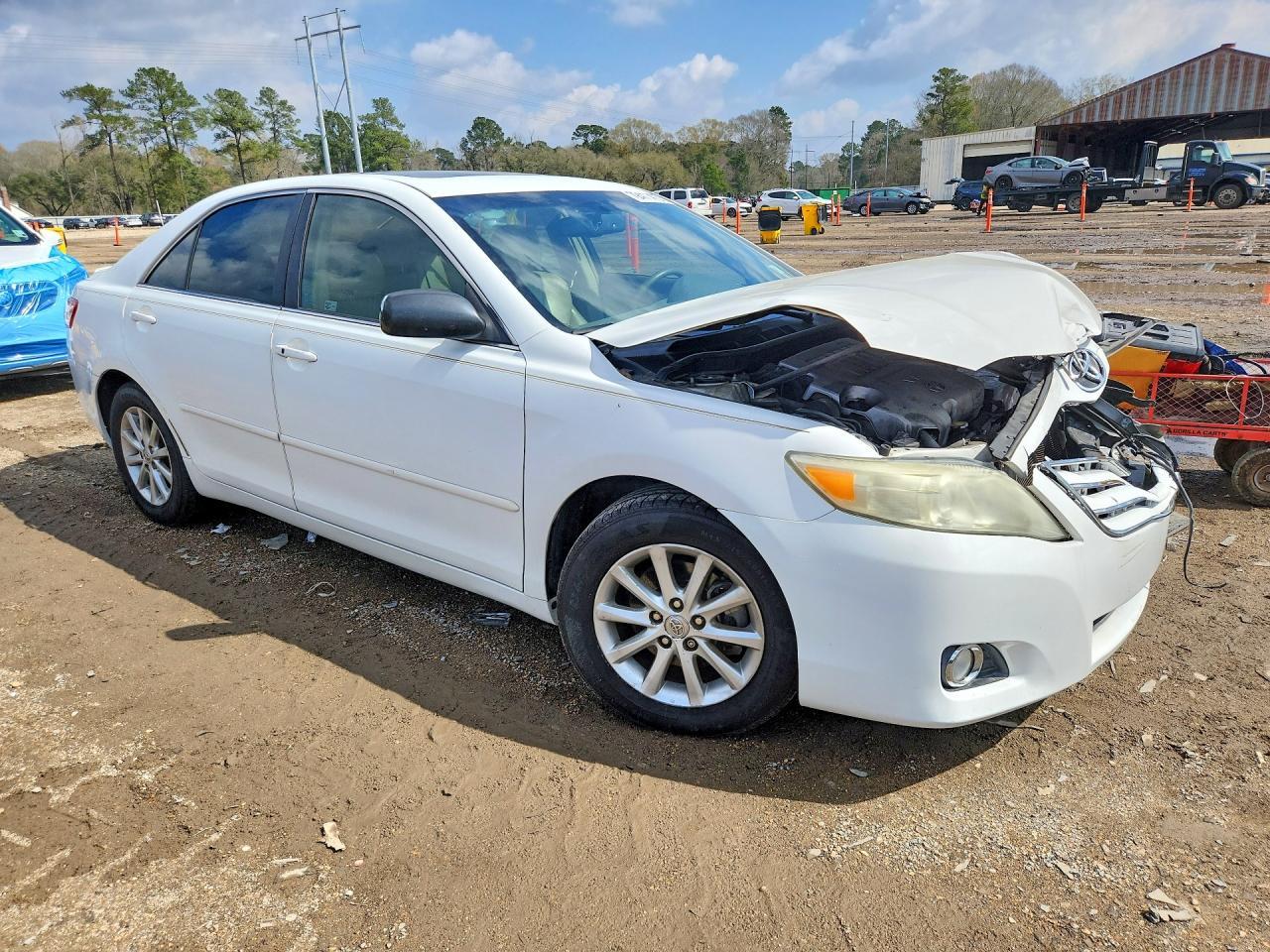 2010 TOYOTA CAMRY