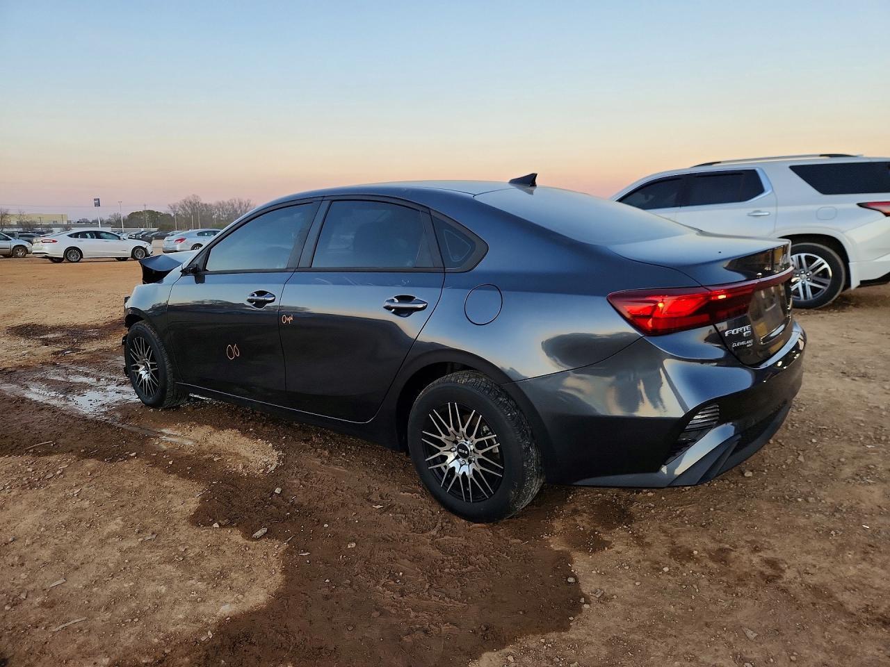 2022 KIA FORTE