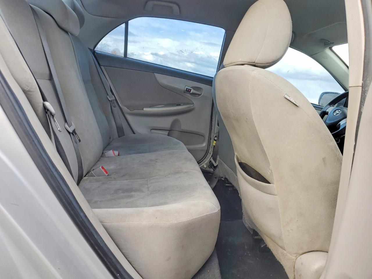 2013 TOYOTA COROLLA