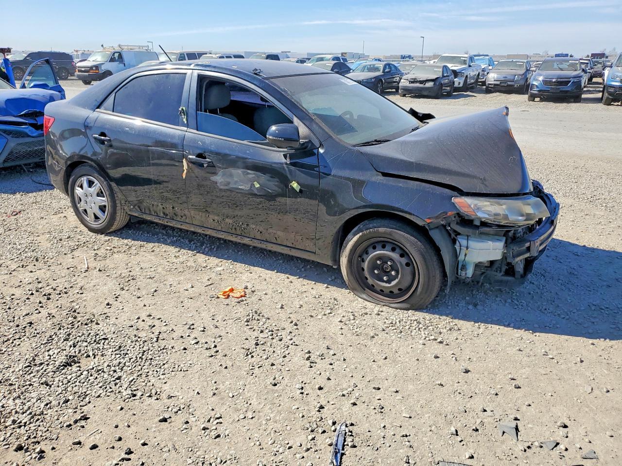 2013 KIA FORTE
