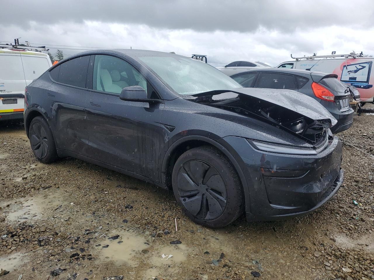 2026 TESLA MODEL Y