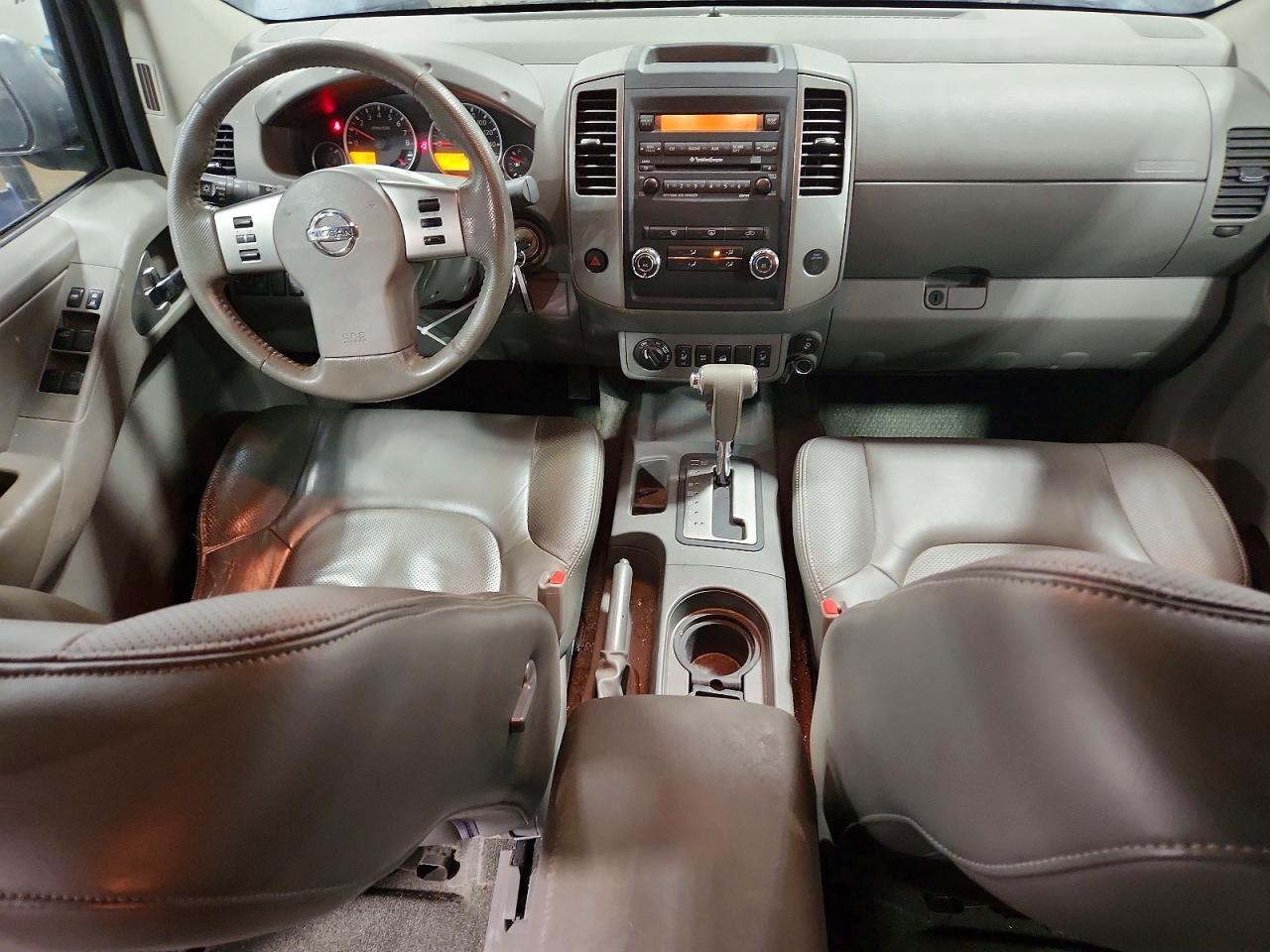 2010 NISSAN Frontier
