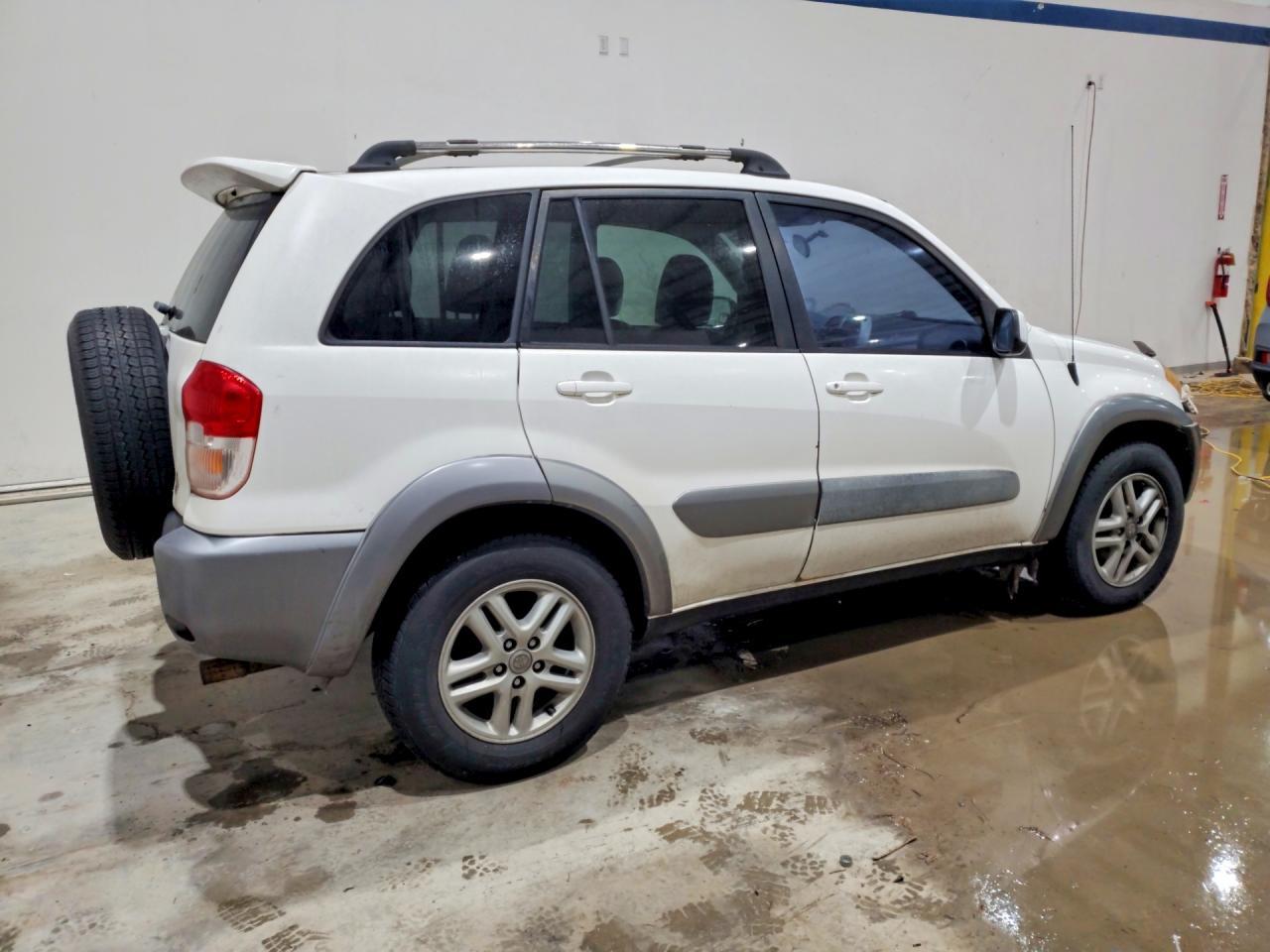 2003 TOYOTA RAV4