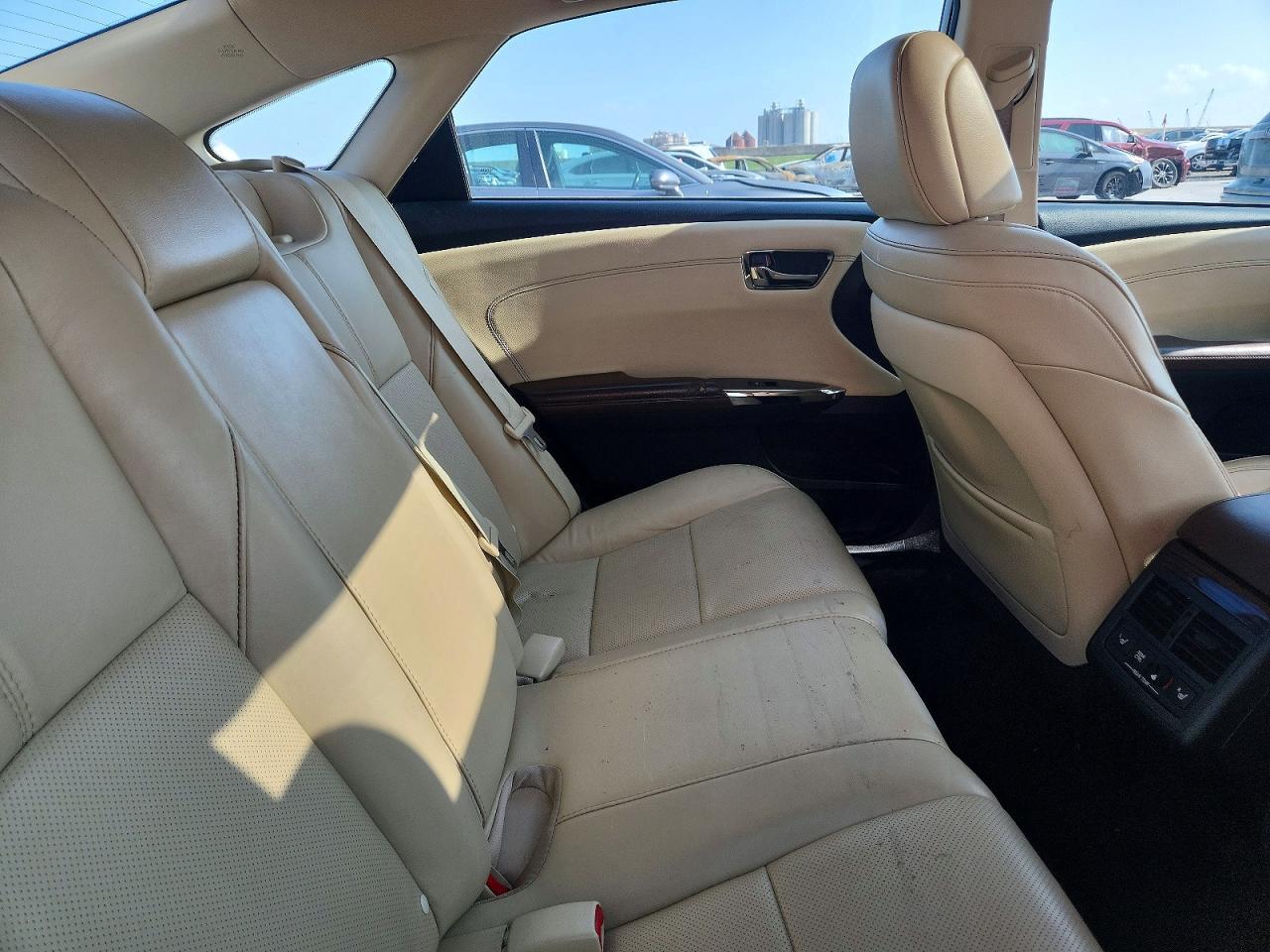 2014 TOYOTA Avalon