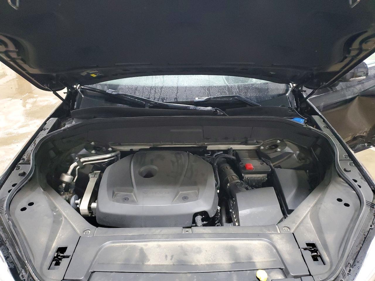 2020 VOLVO XC90