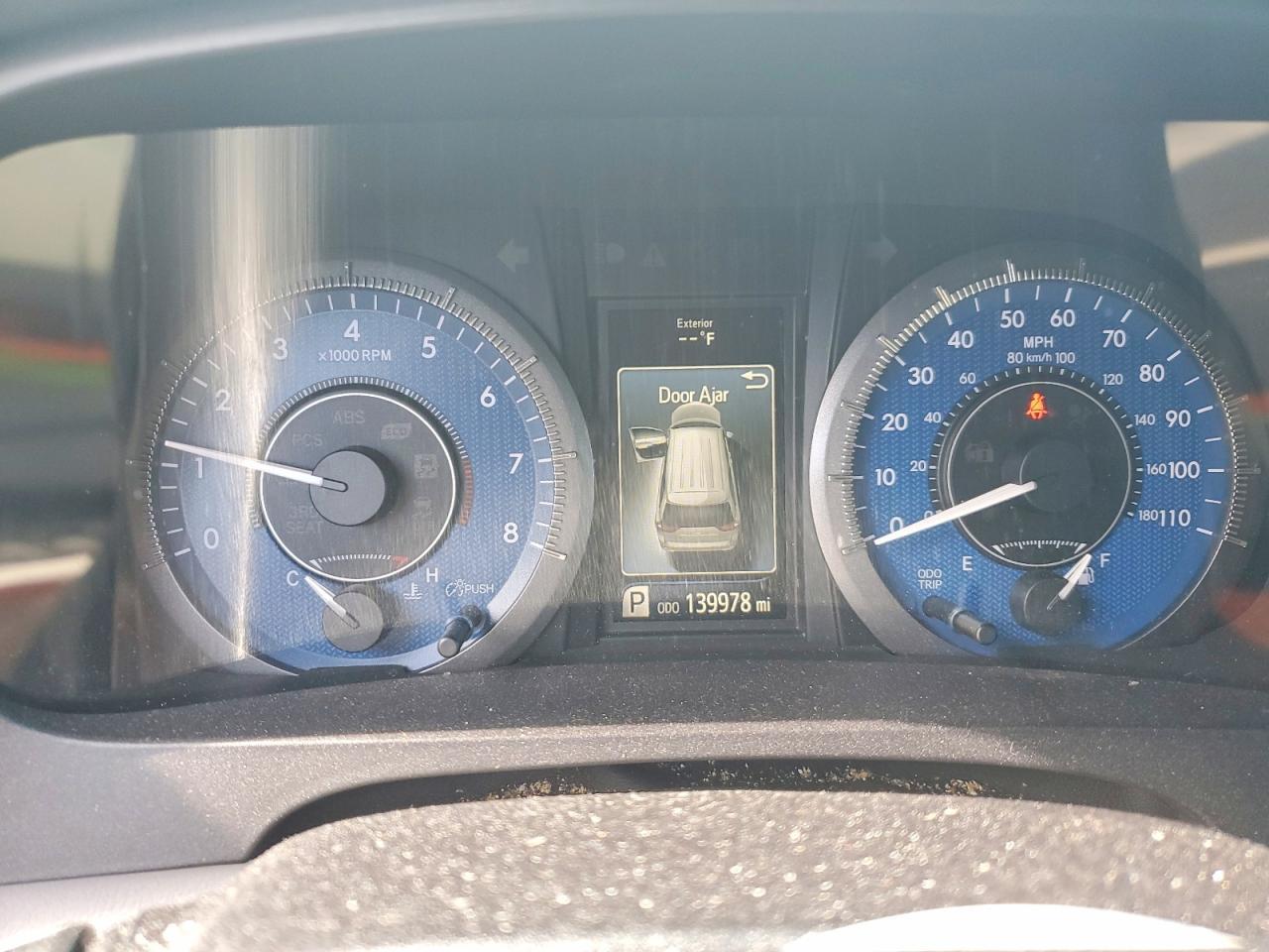 2017 TOYOTA SIENNA