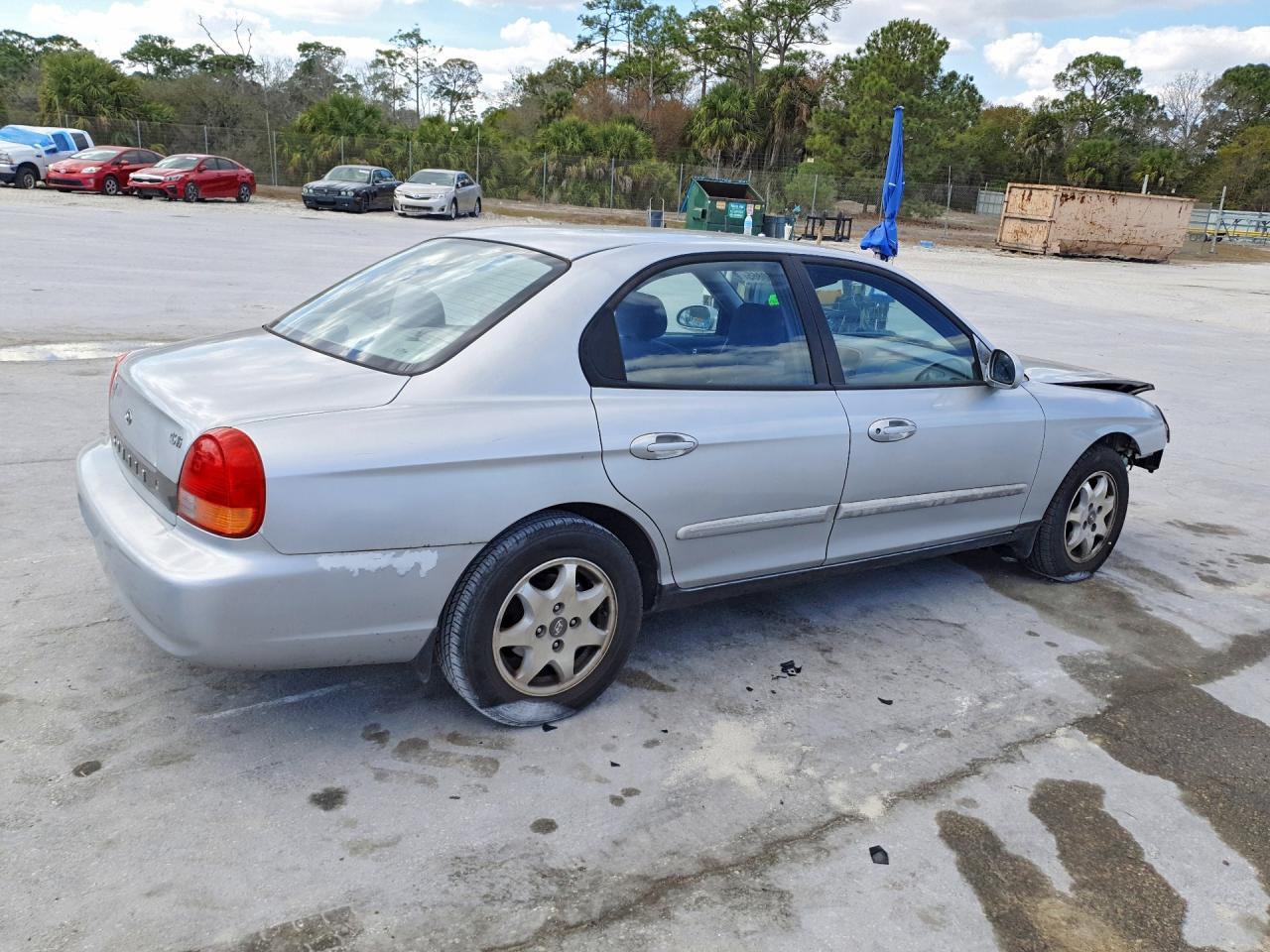 2001 HYUNDAI SONATA