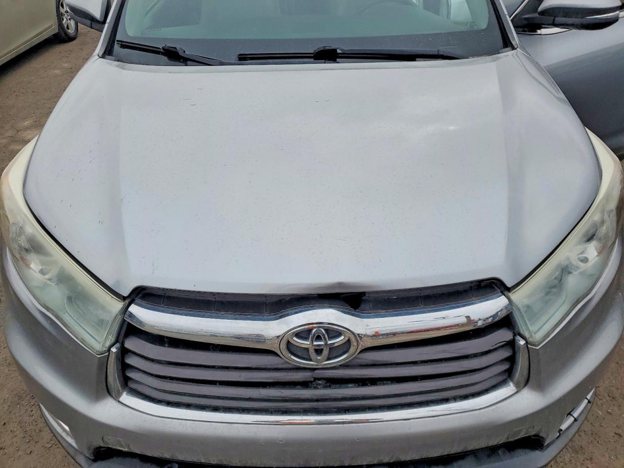 2014 TOYOTA HIGHLANDER