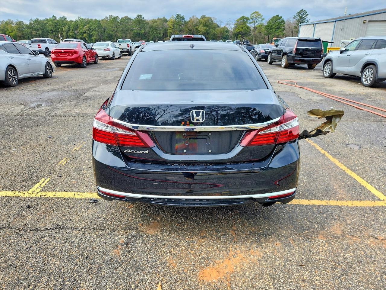 2017 HONDA ACCORD
