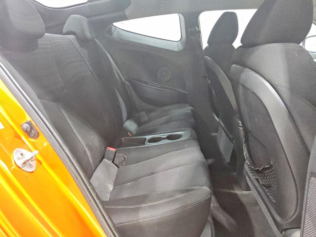 2013 HYUNDAI VELOSTER
