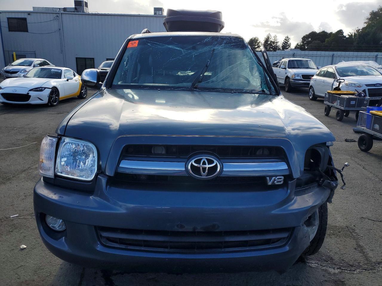 2007 TOYOTA Sequoia