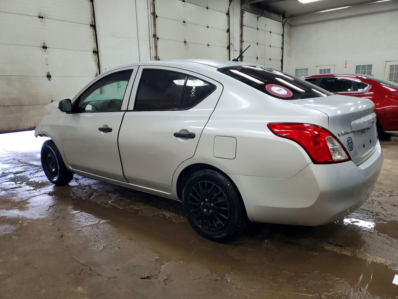2012 NISSAN VERSA