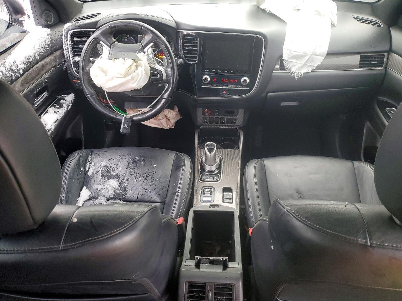 2022 MITSUBISHI outlander