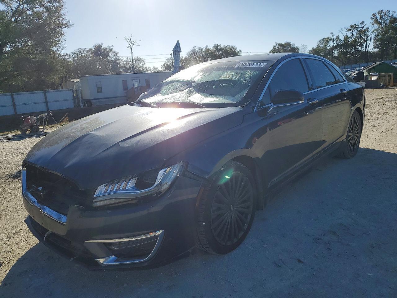 2017 LINCOLN MKZ