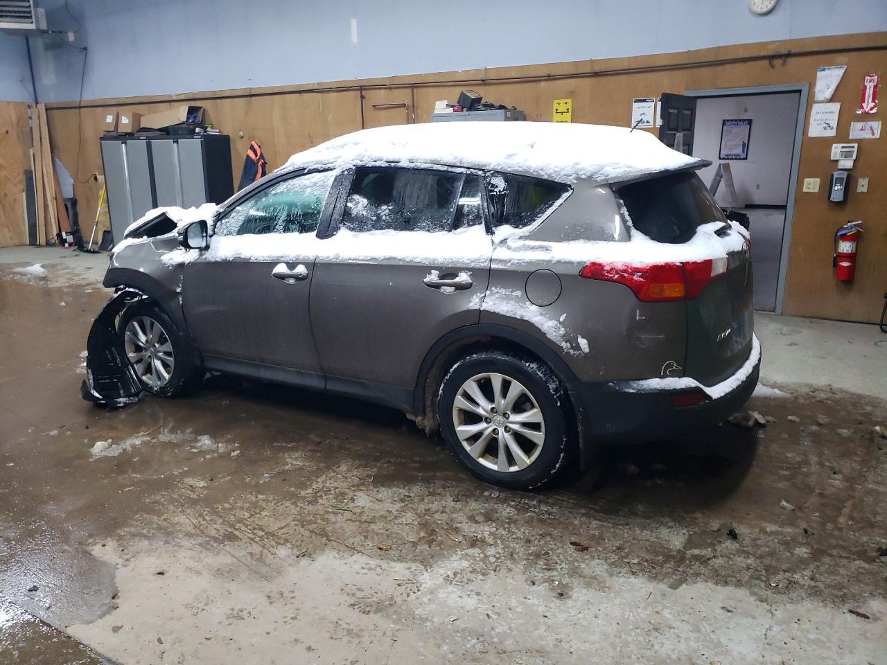 2015 TOYOTA RAV4