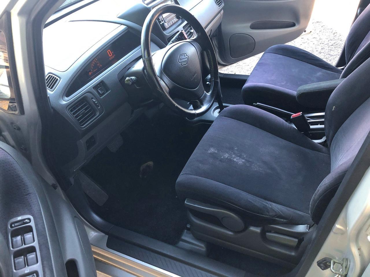 2004 SUZUKI Aerio