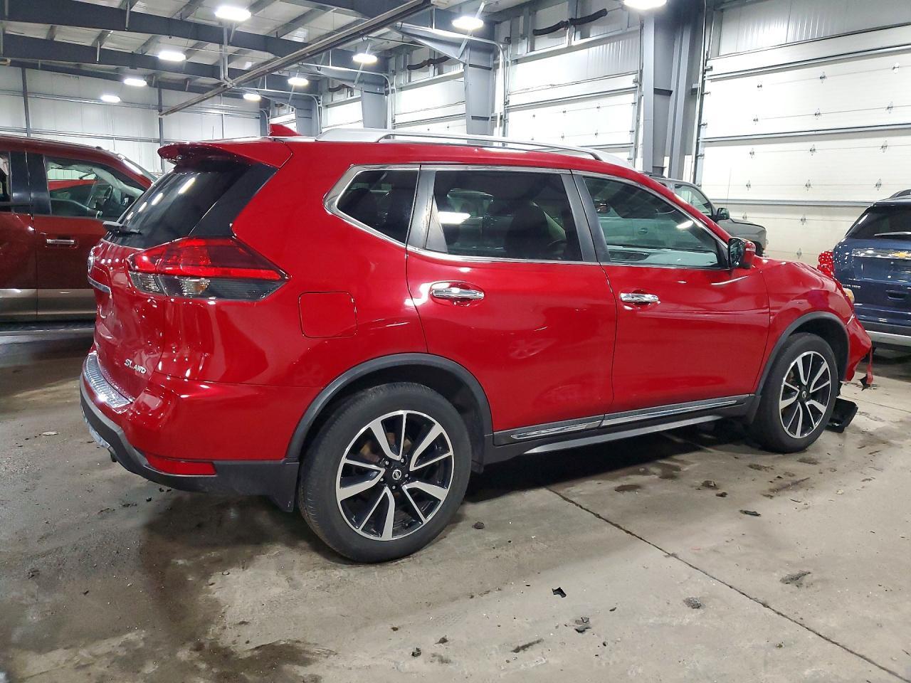 2017 NISSAN ROGUE