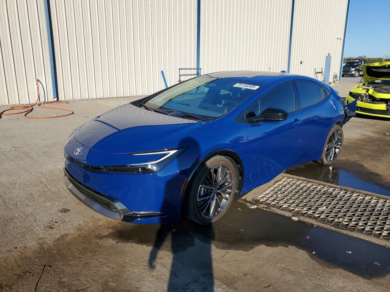 2024 TOYOTA PRIUS