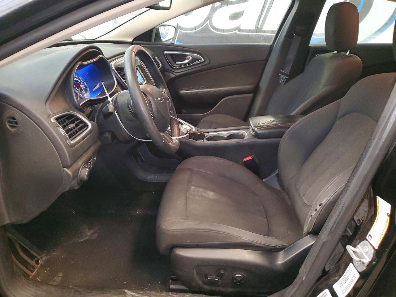 2016 CHRYSLER 200