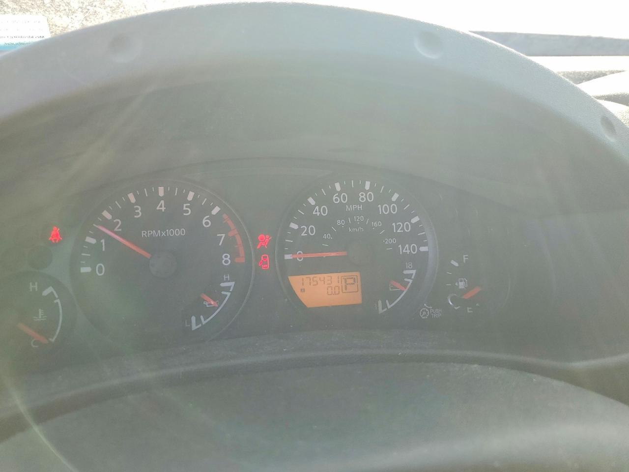 2011 NISSAN Frontier