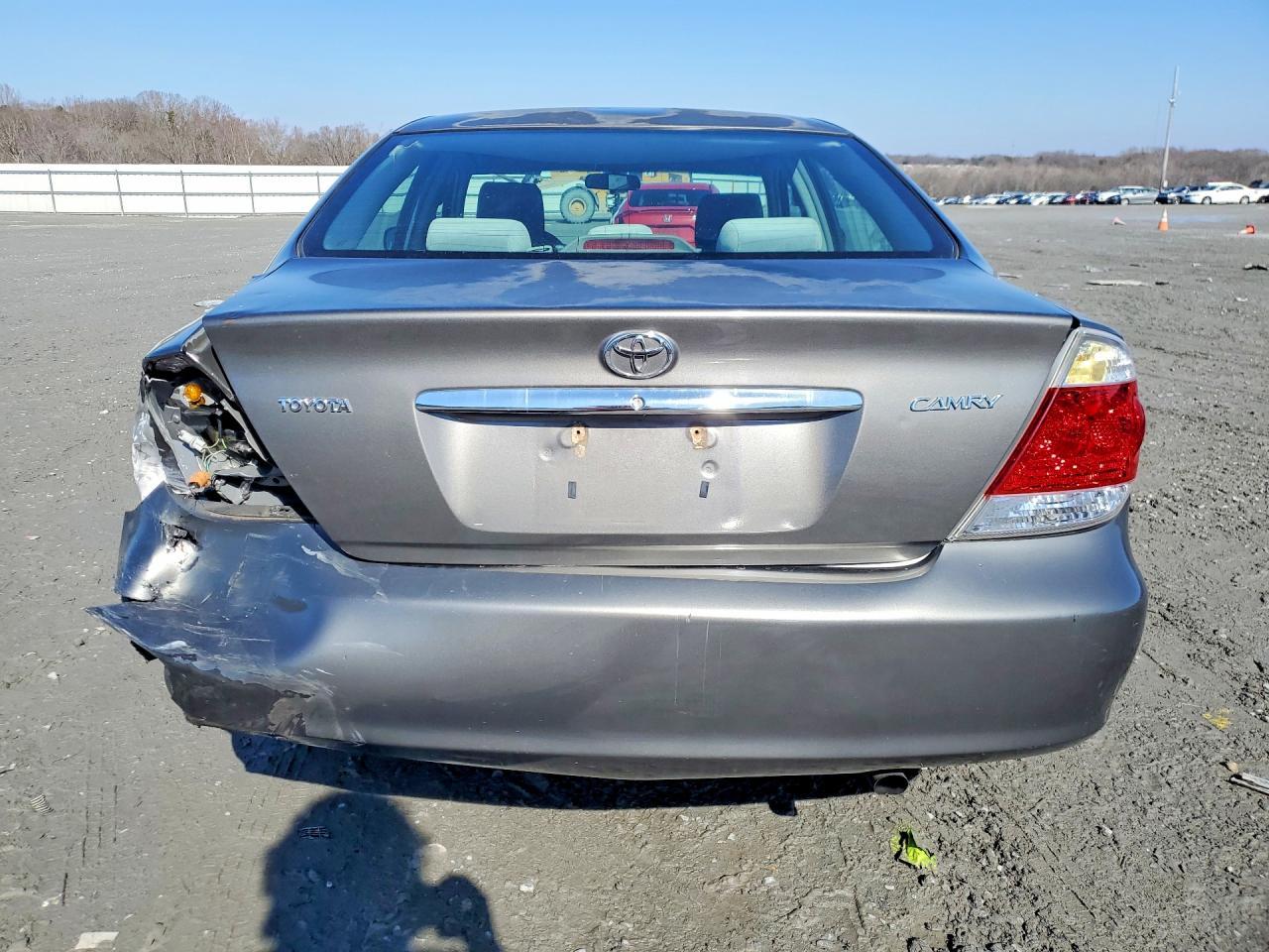 2005 TOYOTA CAMRY