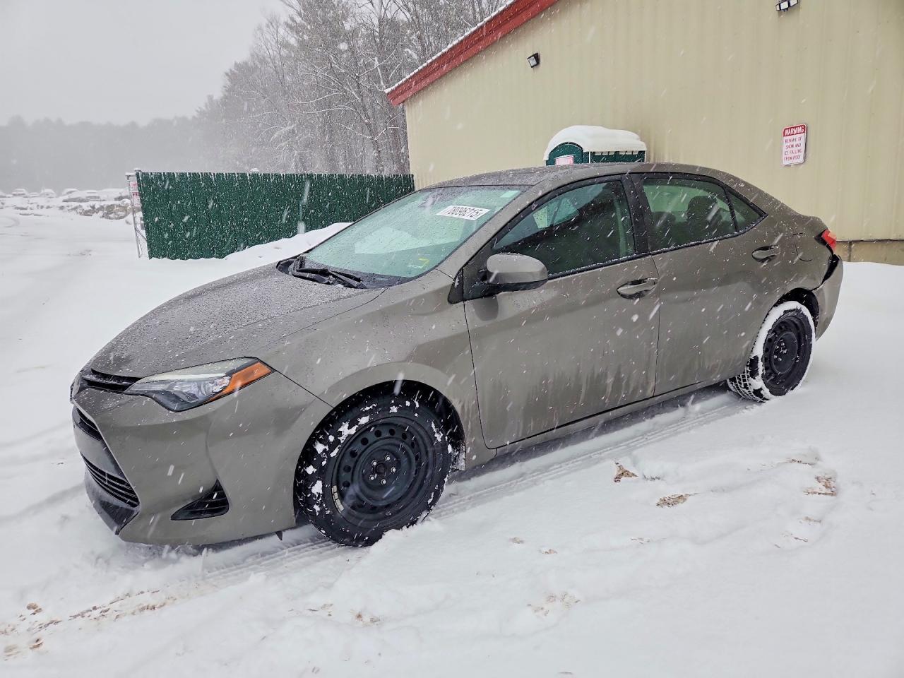 2017 TOYOTA COROLLA