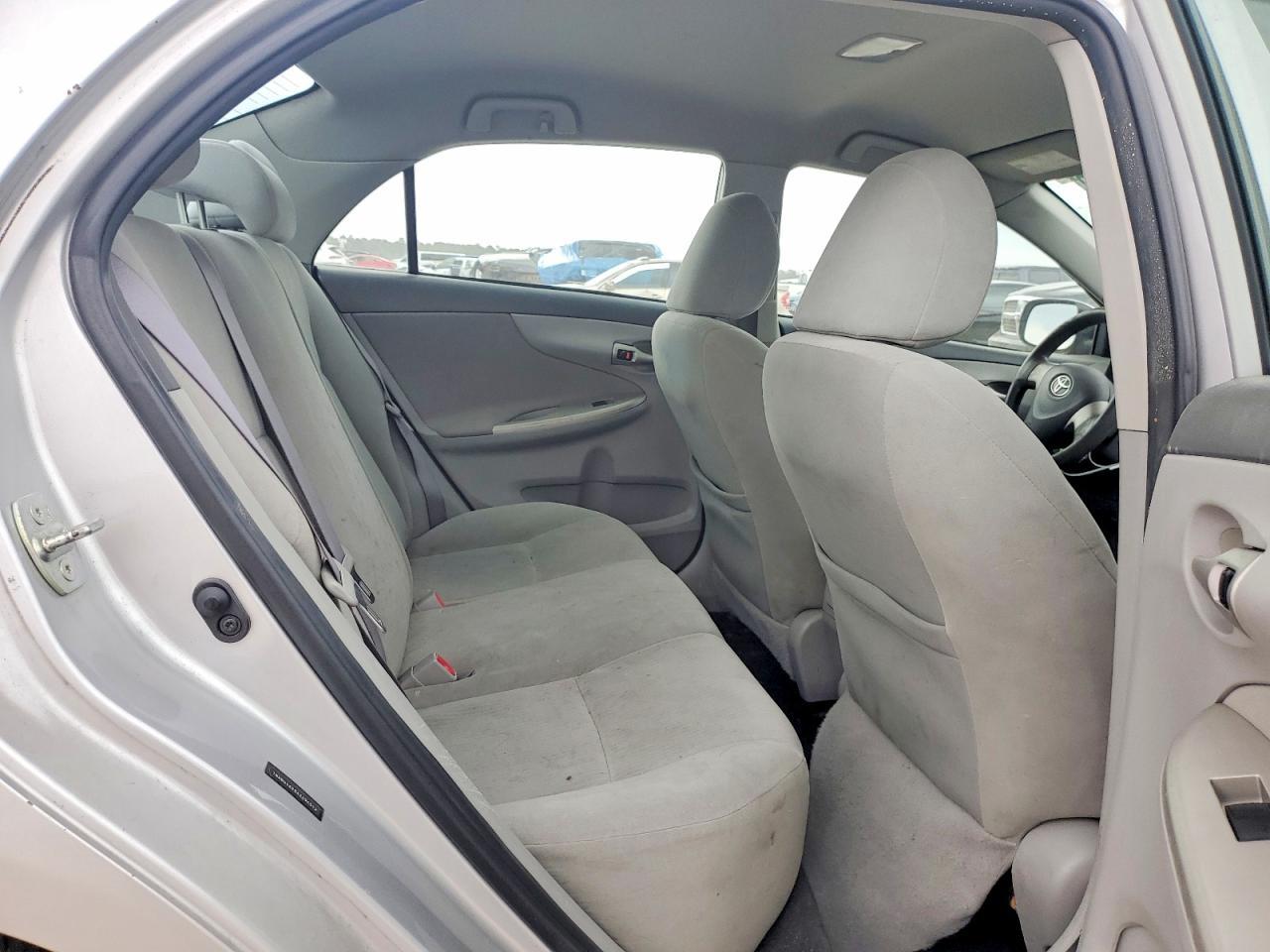 2010 TOYOTA COROLLA