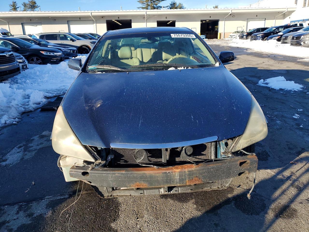 2005 TOYOTA CAMRY