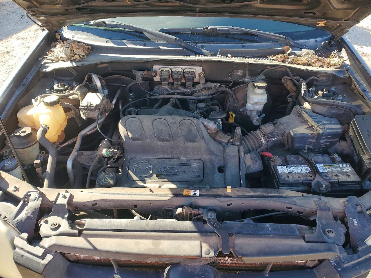 2006 MAZDA Tribute
