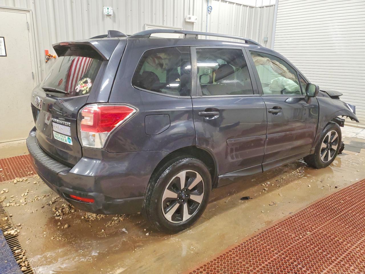 2018 SUBARU FORESTER