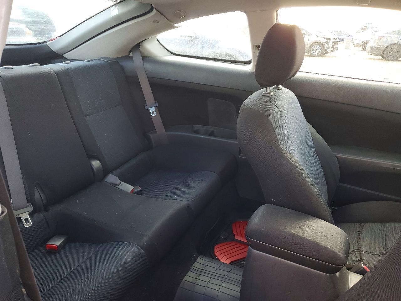 2005 TOYOTA SCION