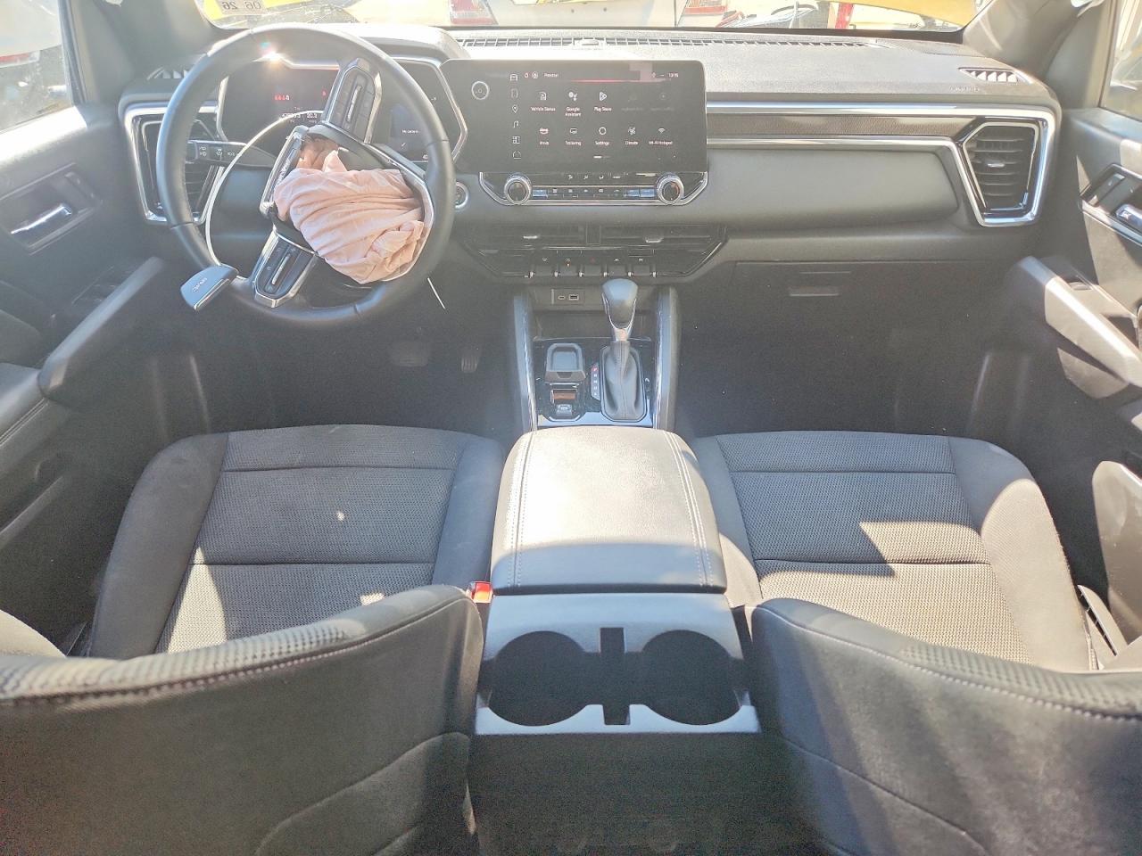 2024 GMC CANYON