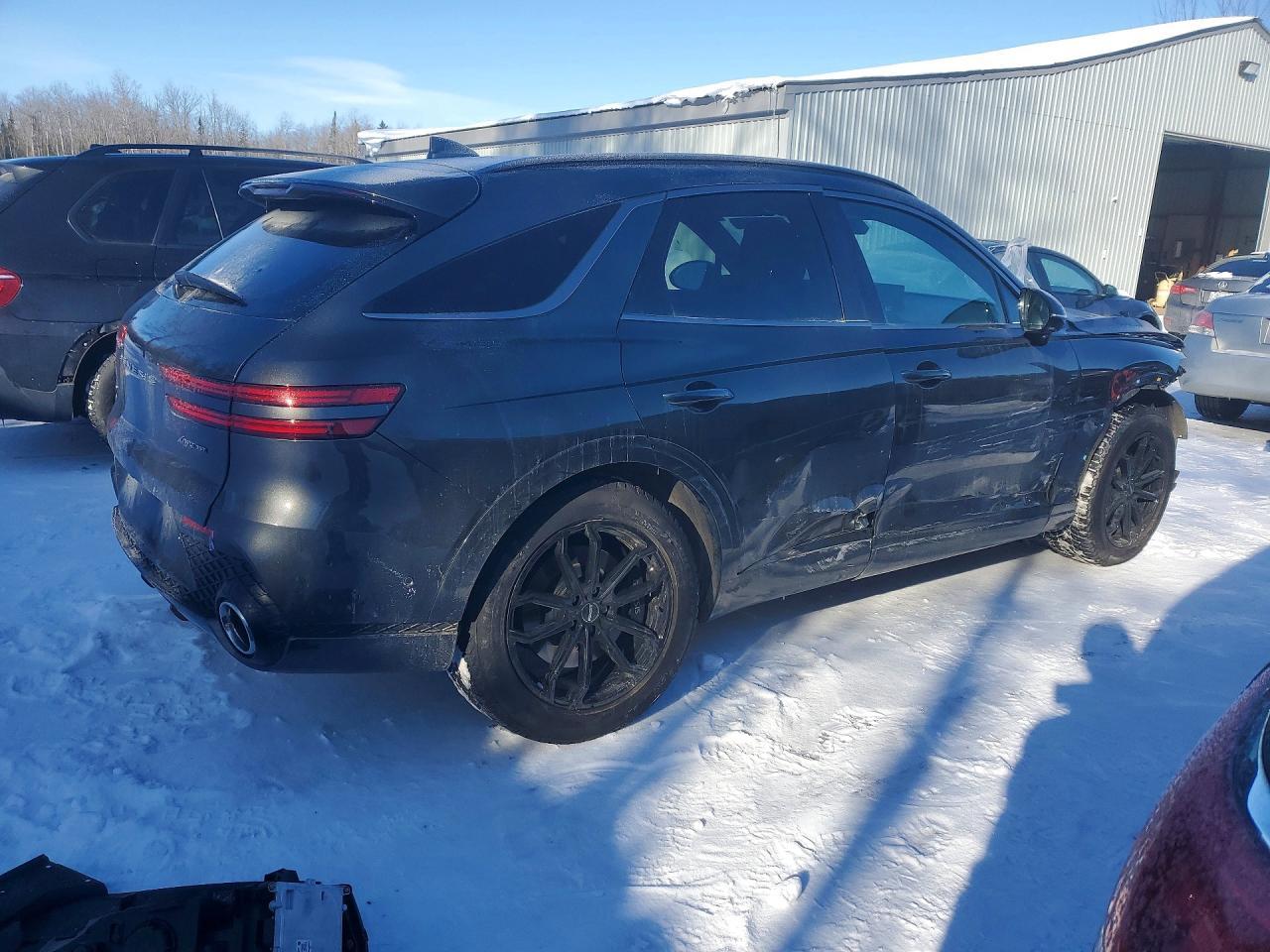 2025 GENESIS GV70