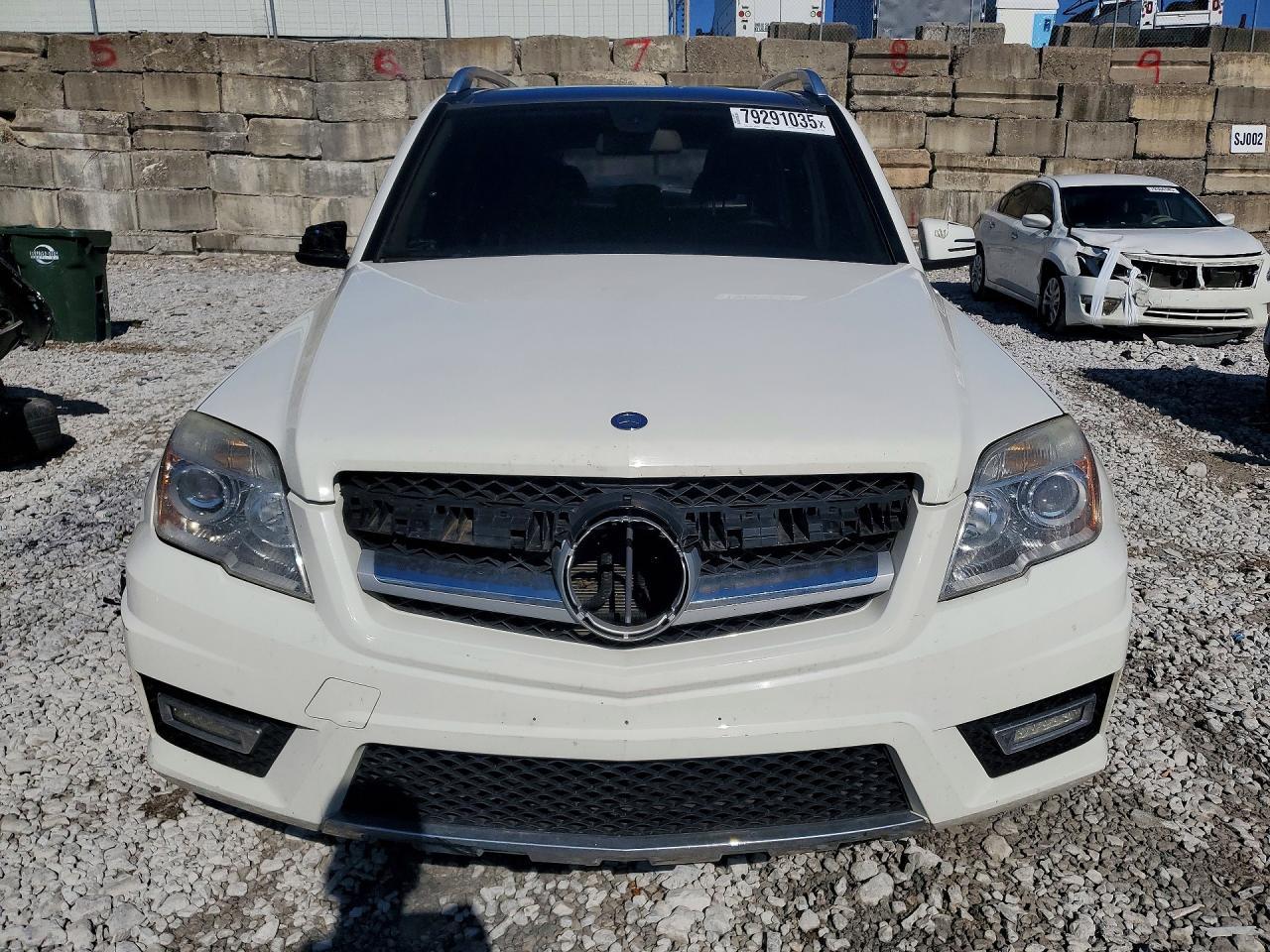 2011 MERCEDES-BENZ GLK-Class