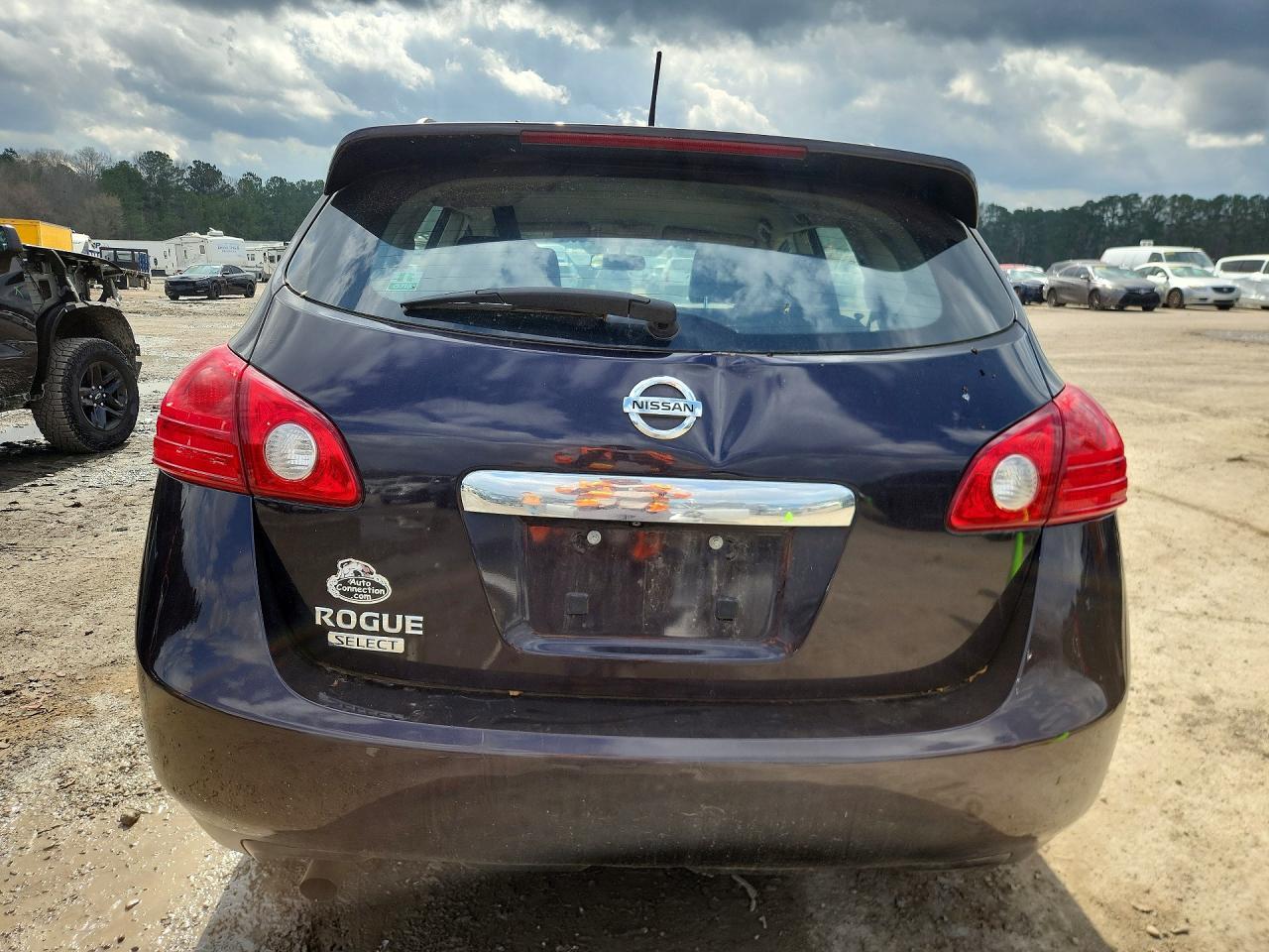 2014 NISSAN ROGUE