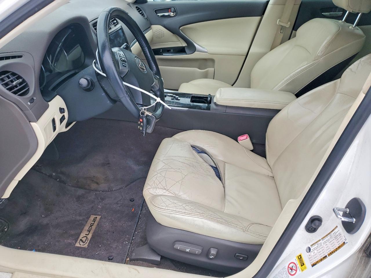 2011 LEXUS IS 250