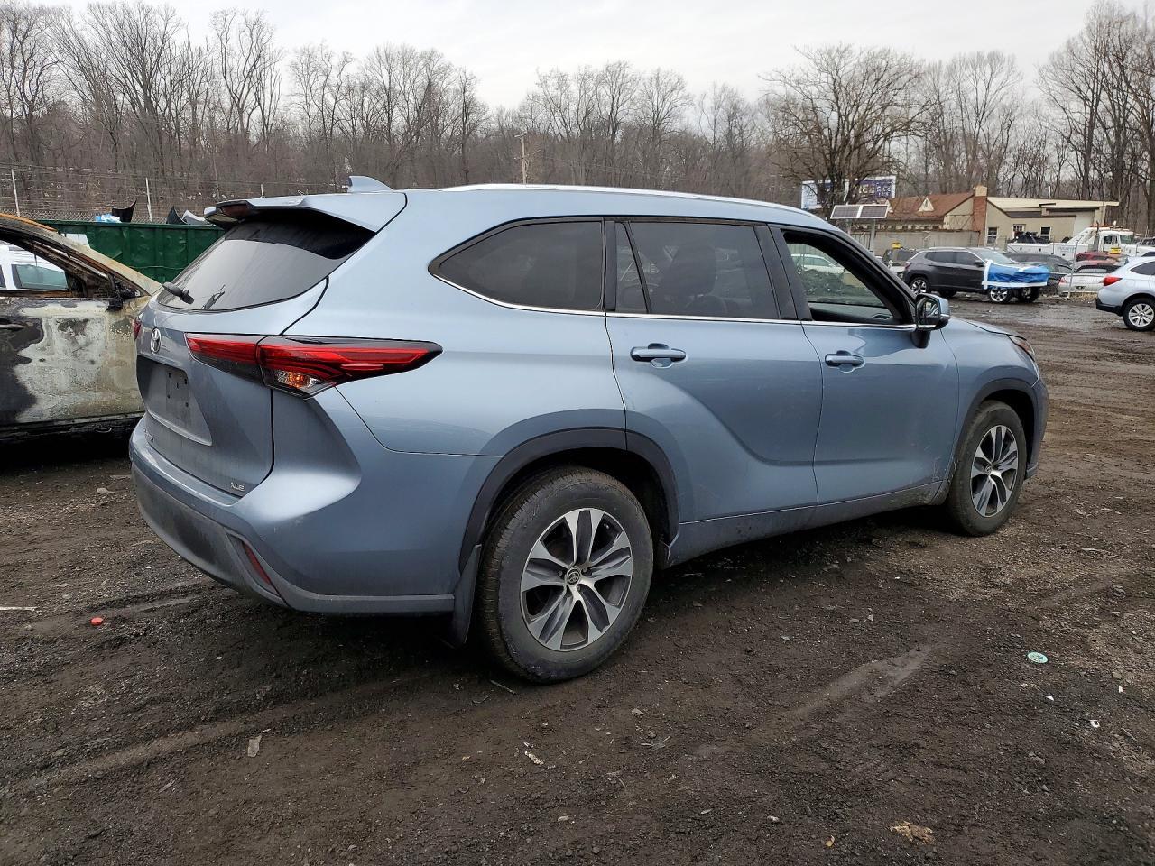 2021 TOYOTA HIGHLANDER