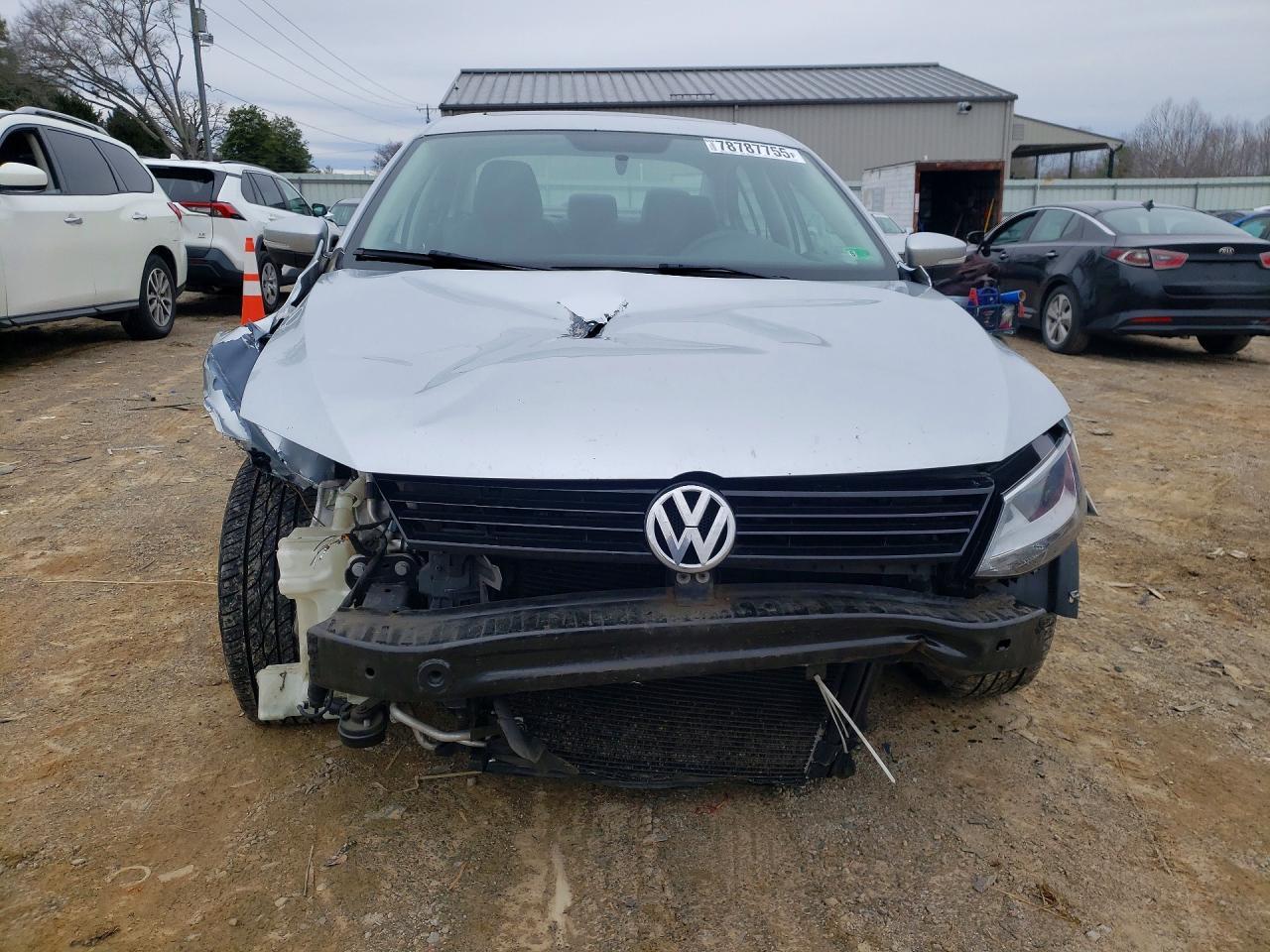 2012 VOLKSWAGEN JETTA