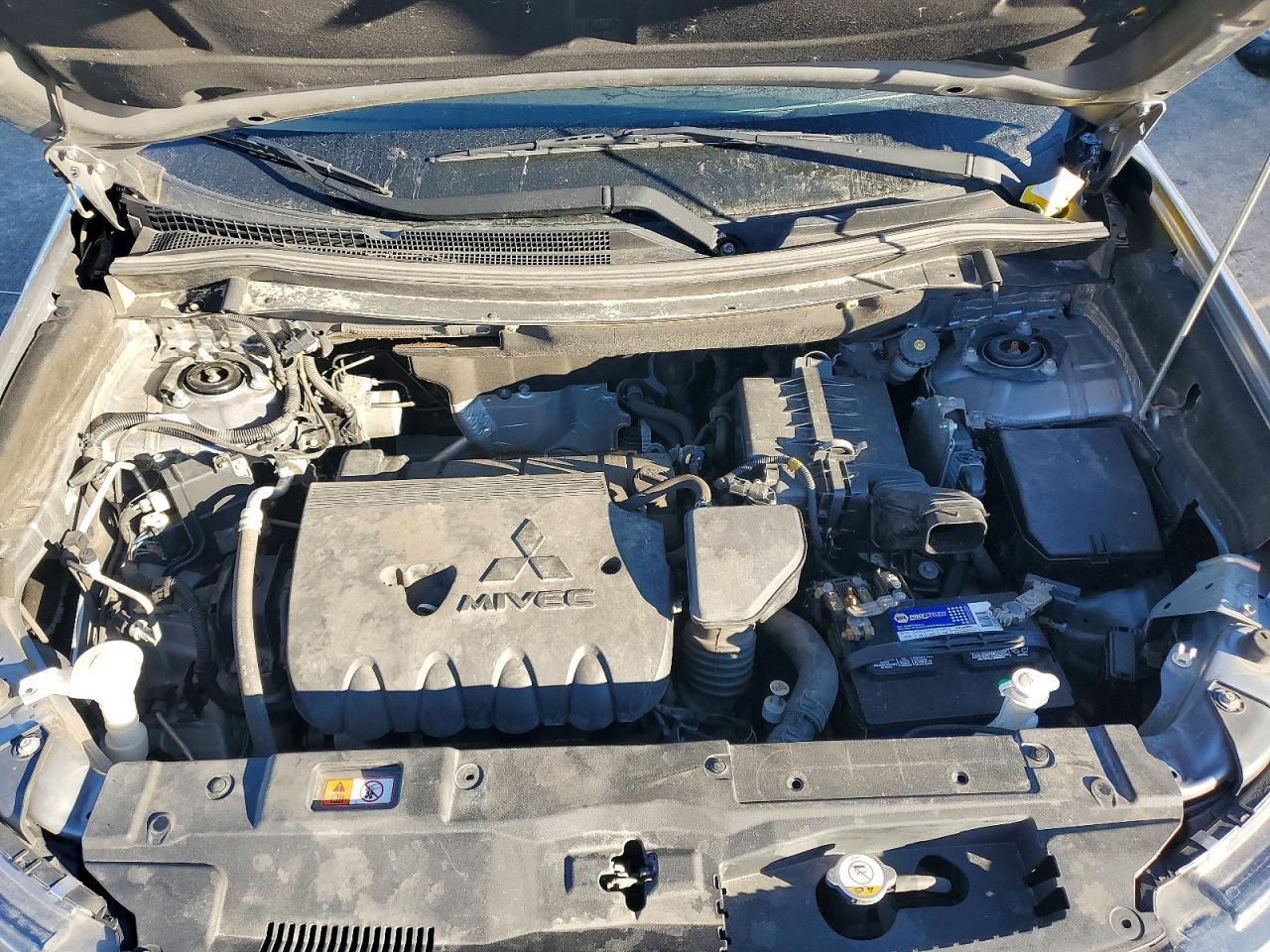 2019 MITSUBISHI outlander