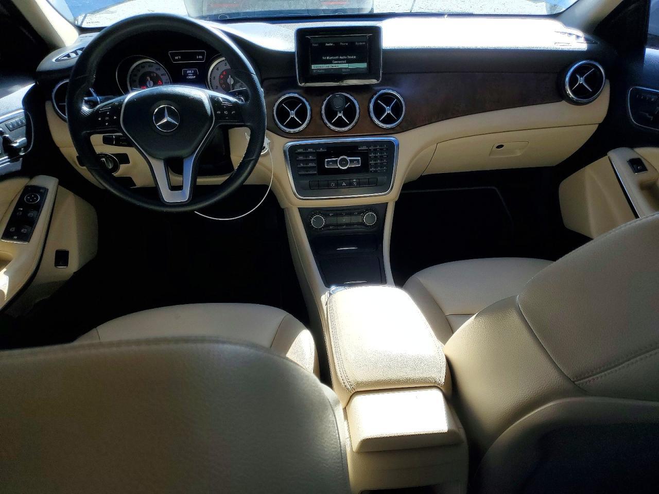 2015 MERCEDES-BENZ GLA-Class
