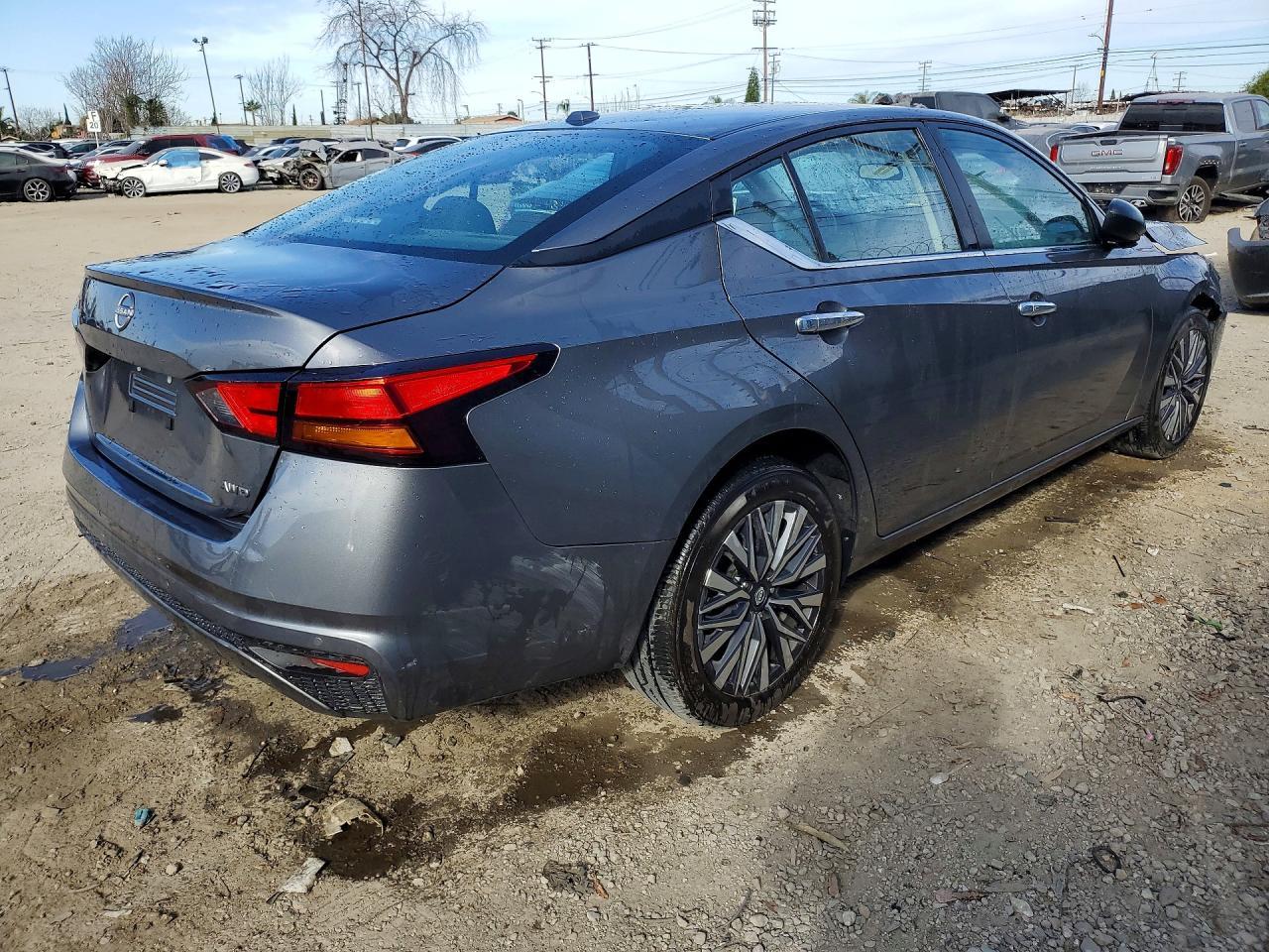 2025 NISSAN ALTIMA