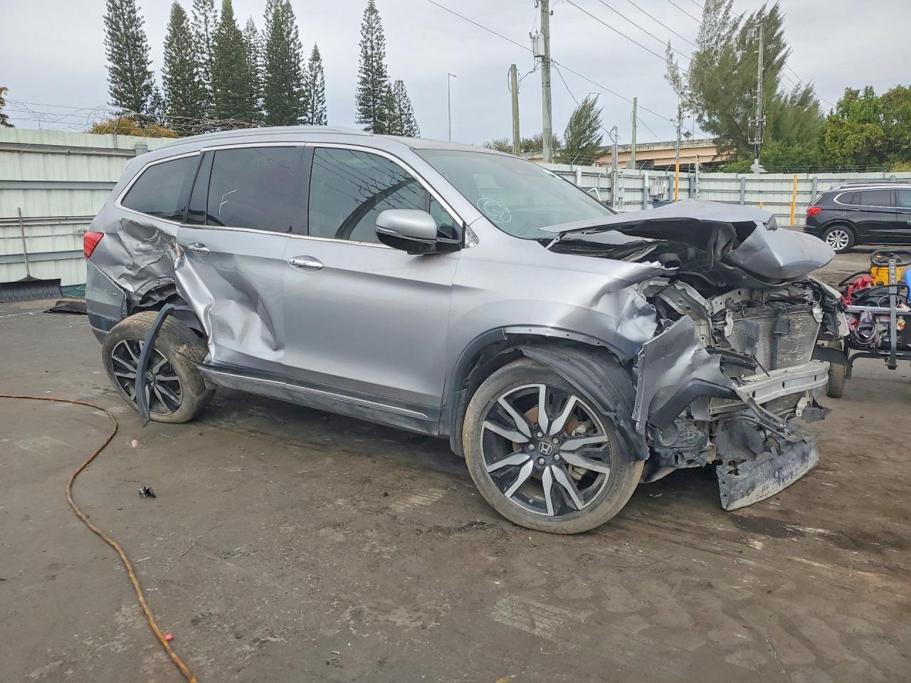 2019 HONDA PILOT