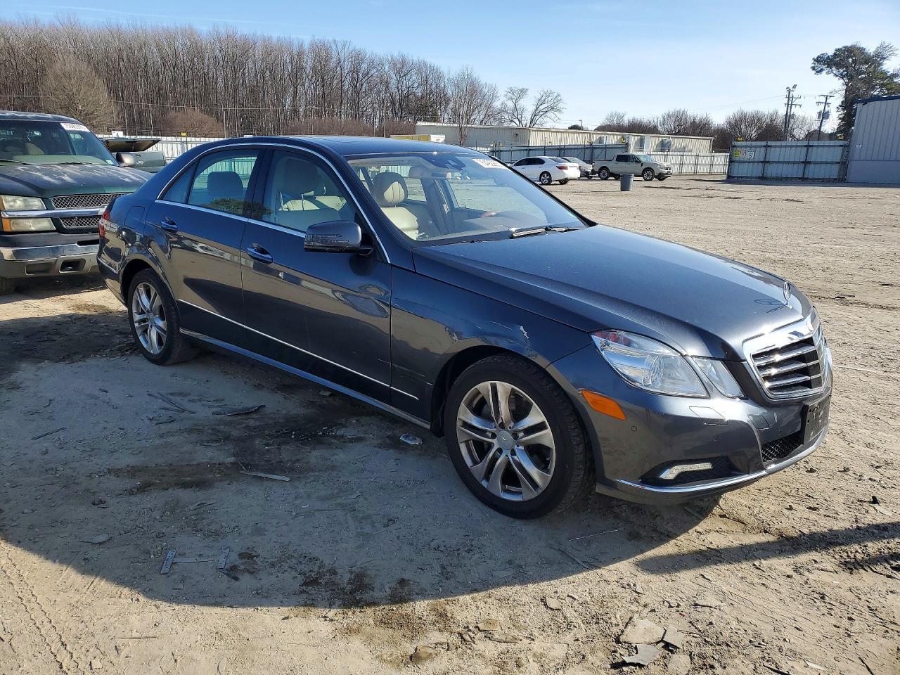 2010 MERCEDES-BENZ E-Class