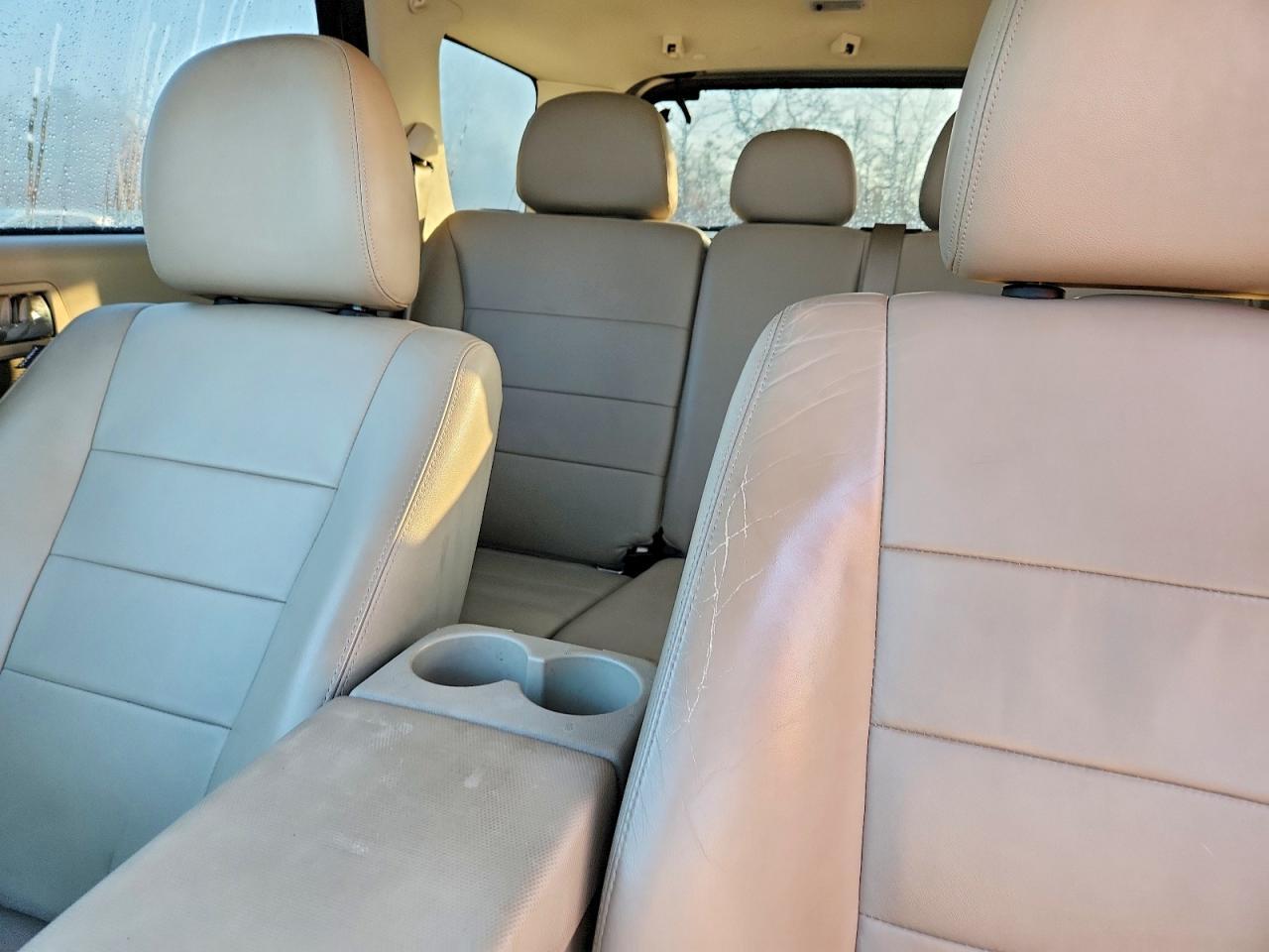 2010 FORD Escape Hybrid