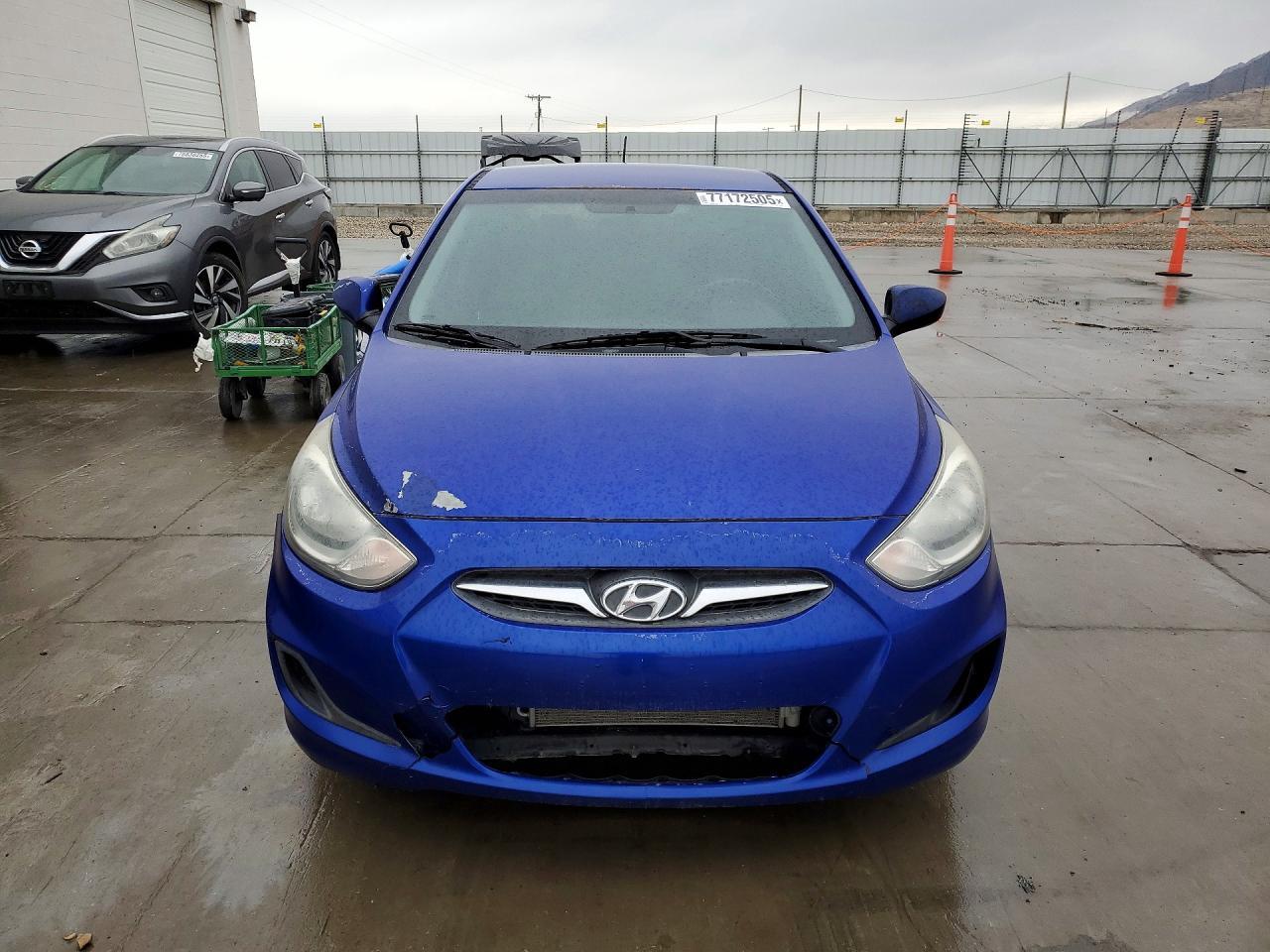 2013 HYUNDAI ACCENT