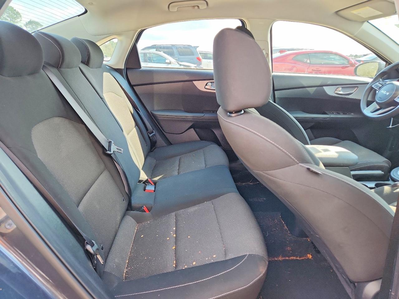 2024 KIA FORTE