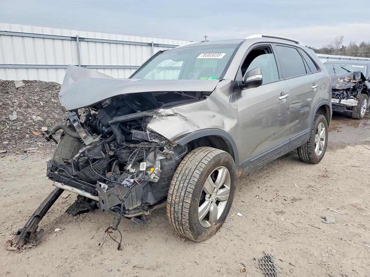 2013 KIA SORENTO