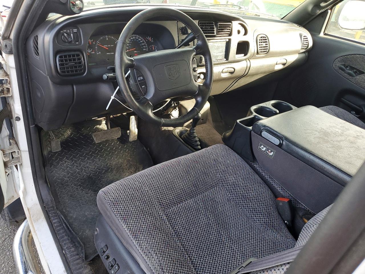 2001 DODGE Ram 2500