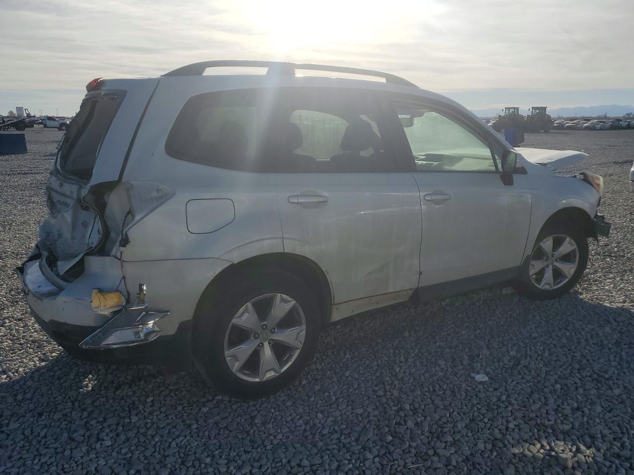 2015 SUBARU FORESTER
