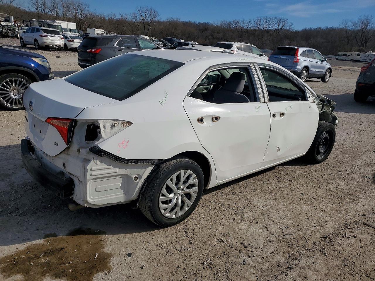 2017 TOYOTA COROLLA